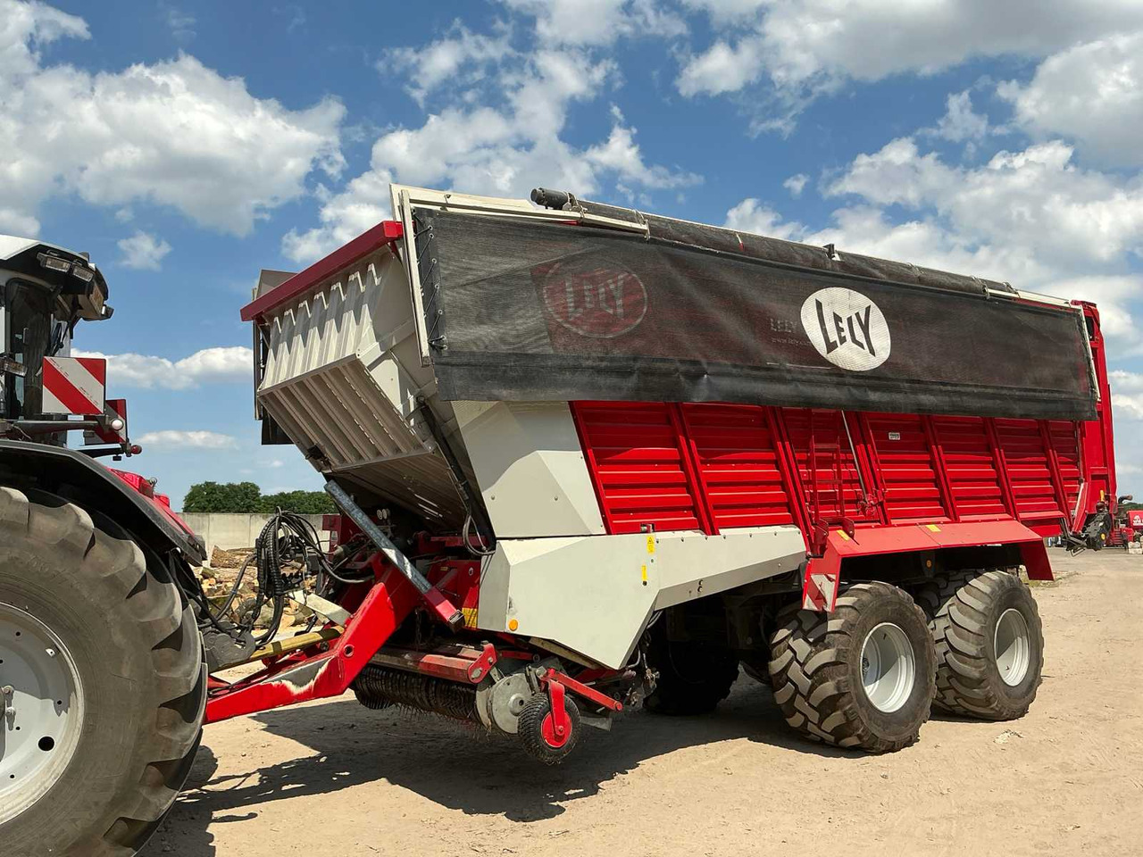 Lely Tigo XR75 - Autocarregadora: foto 1 Lely Tigo XR75 - Autocarregadora: foto 1