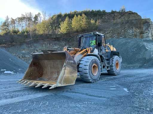 Liebherr L580 - Pá carregadora de rodas: foto 2 Liebherr L580 - Pá carregadora de rodas: foto 2
