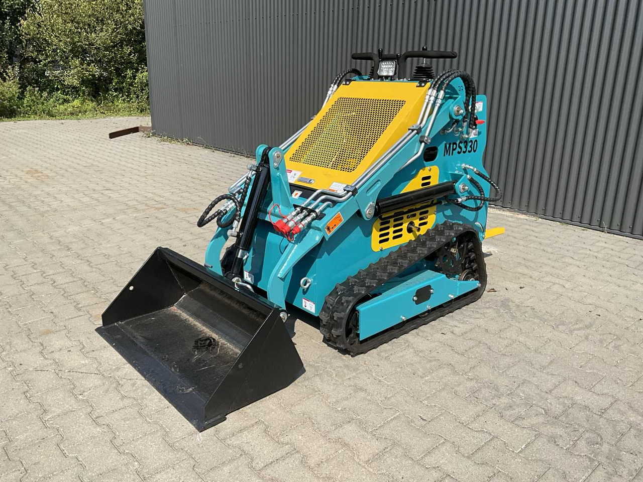 MACH PRO MP-S330 MINI LOADER / SKID STEER LOADER ON TRACKS - Mini pá carregadora de rastos: foto 1 MACH PRO MP-S330 MINI LOADER / SKID STEER LOADER ON TRACKS - Mini pá carregadora de rastos: foto 1