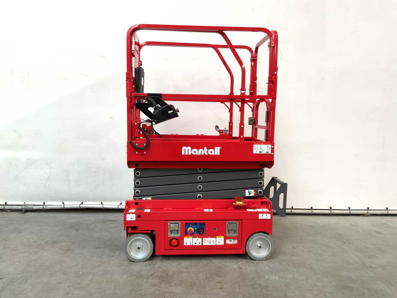 MANTALL XE-60 MINI - SCISSOR LIFT AERIAL PLATFORM 6.4M 2024 - Plataforma aérea: foto 1 MANTALL XE-60 MINI - SCISSOR LIFT AERIAL PLATFORM 6.4M 2024 - Plataforma aérea: foto 1