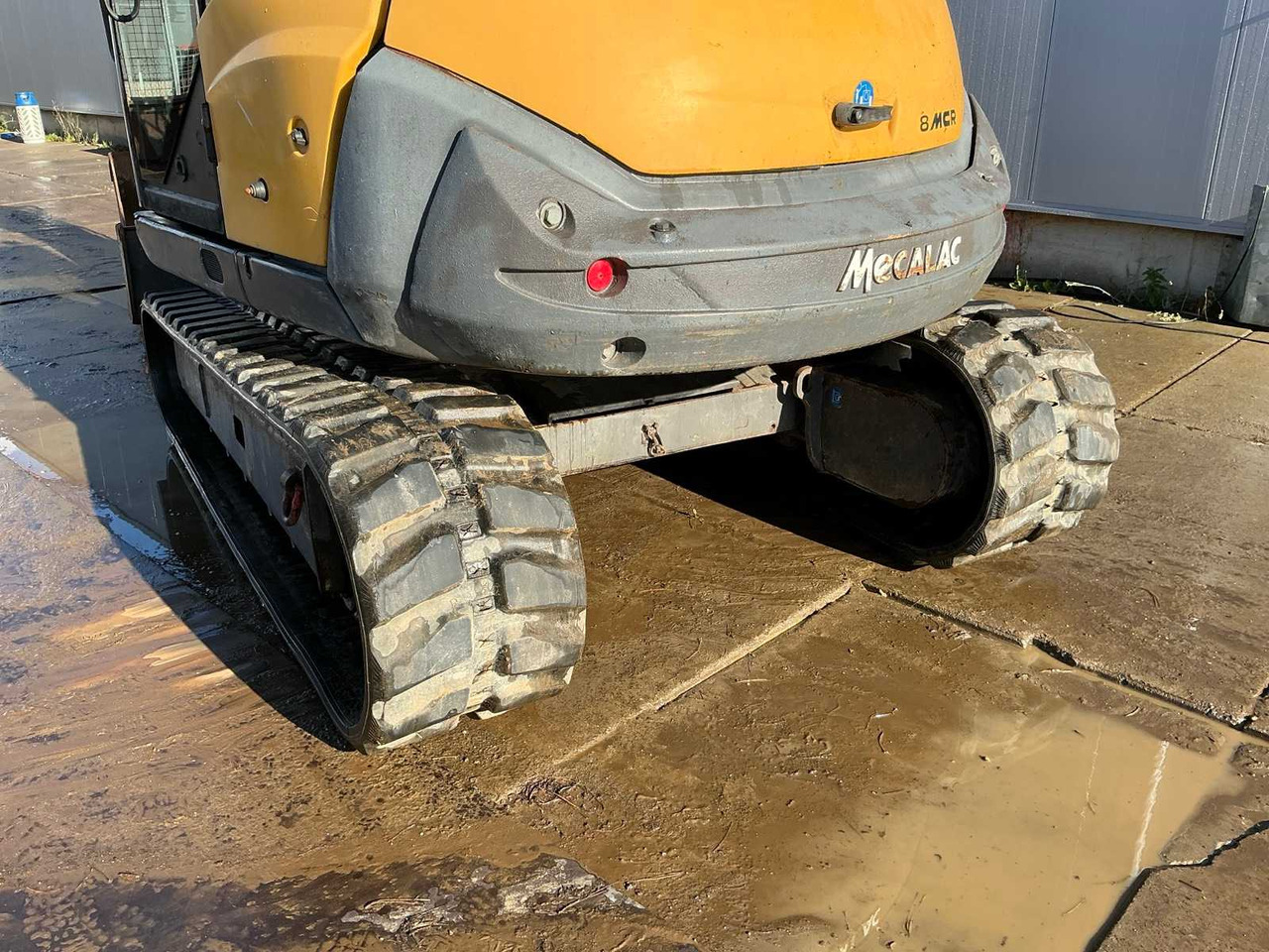 Escavadora de rastos Mecalac 8MCR: foto 8 Escavadora de rastos Mecalac 8MCR: foto 8