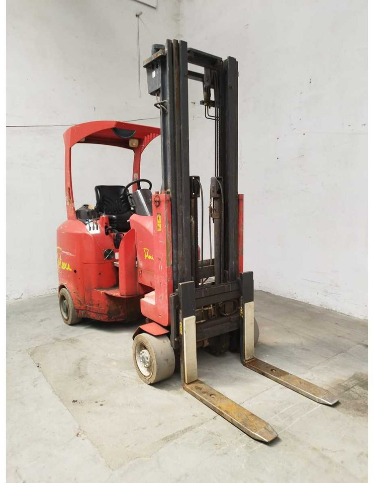 NARROW AISLE - FLEXIG4AC - FORKLIFT TRUCKS - 2011 - Empilhador: foto 2 NARROW AISLE - FLEXIG4AC - FORKLIFT TRUCKS - 2011 - Empilhador: foto 2