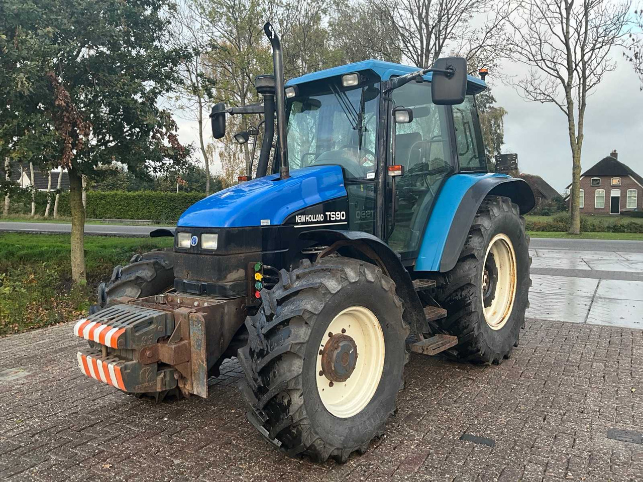 New holland TS90 - Trator: foto 1 New holland TS90 - Trator: foto 1