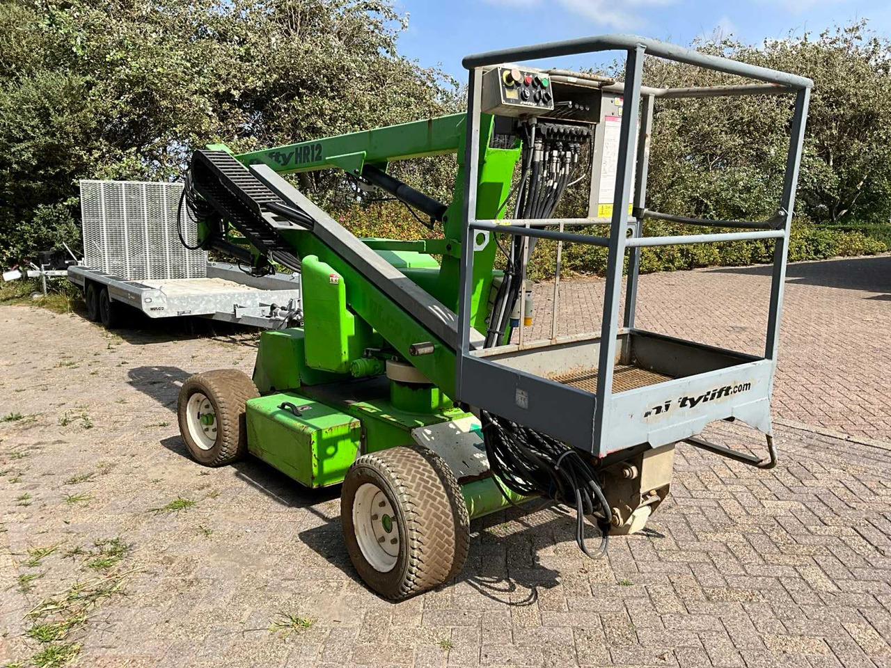 Niftylift HR12 NDE heightrider 12 - Plataforma aérea: foto 2 Niftylift HR12 NDE heightrider 12 - Plataforma aérea: foto 2