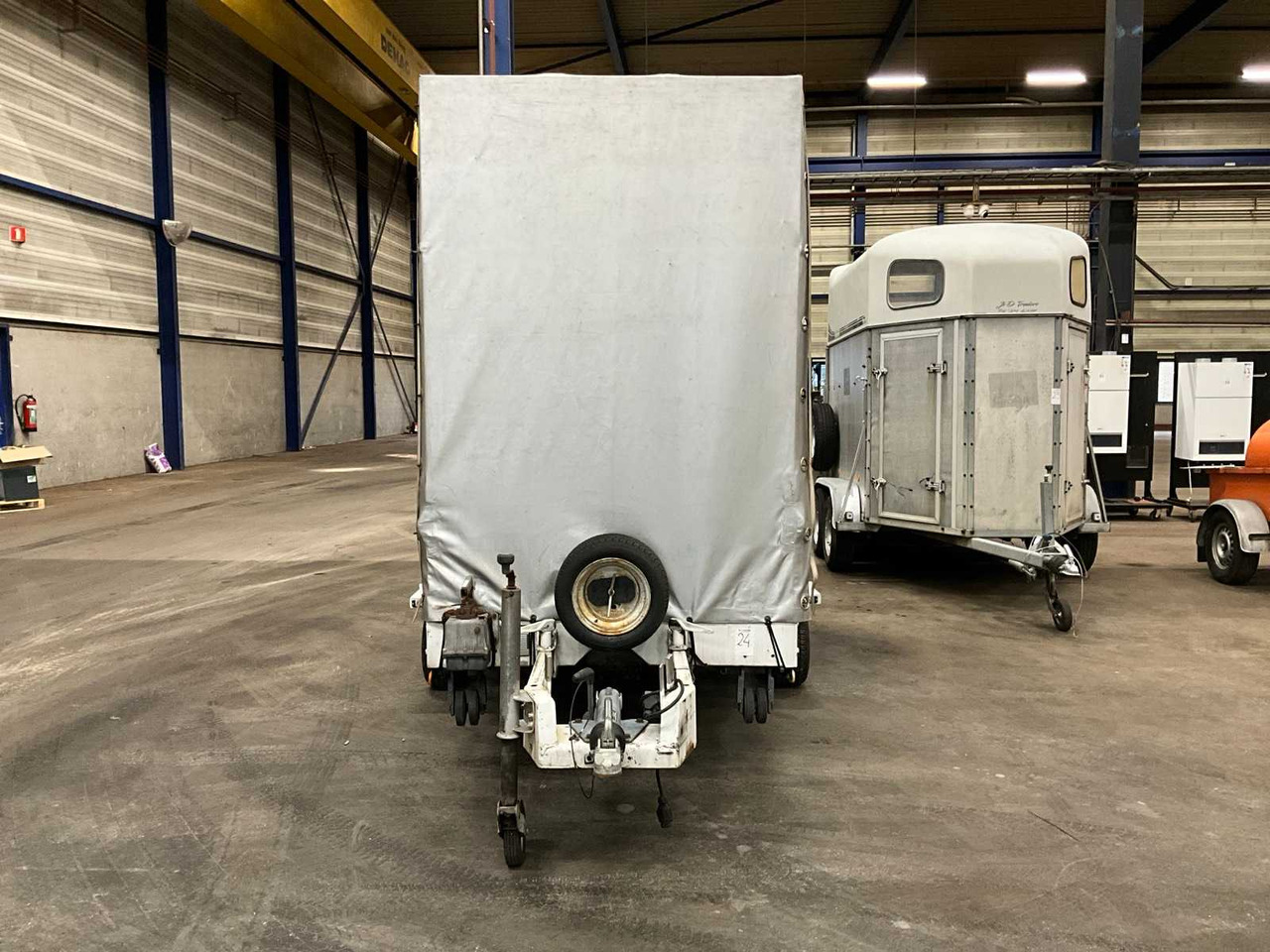 2008 STOCKX A2702 COVERED TRAILER - Reboque: foto 2 2008 STOCKX A2702 COVERED TRAILER - Reboque: foto 2