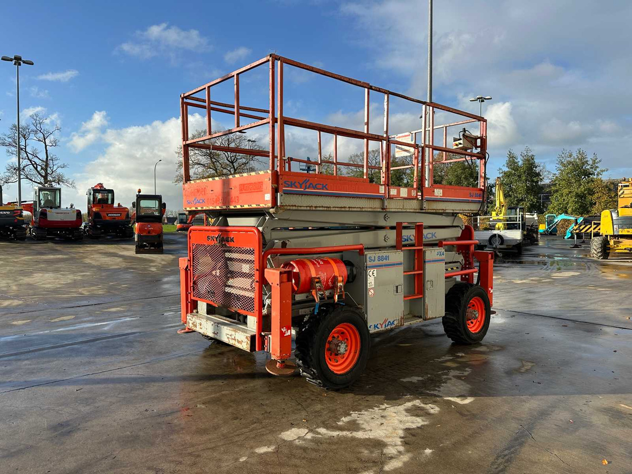 SKYJACK - 2009 - SJ-8841 - AERIAL PLATFORM - Plataforma aérea: foto 5 SKYJACK - 2009 - SJ-8841 - AERIAL PLATFORM - Plataforma aérea: foto 5