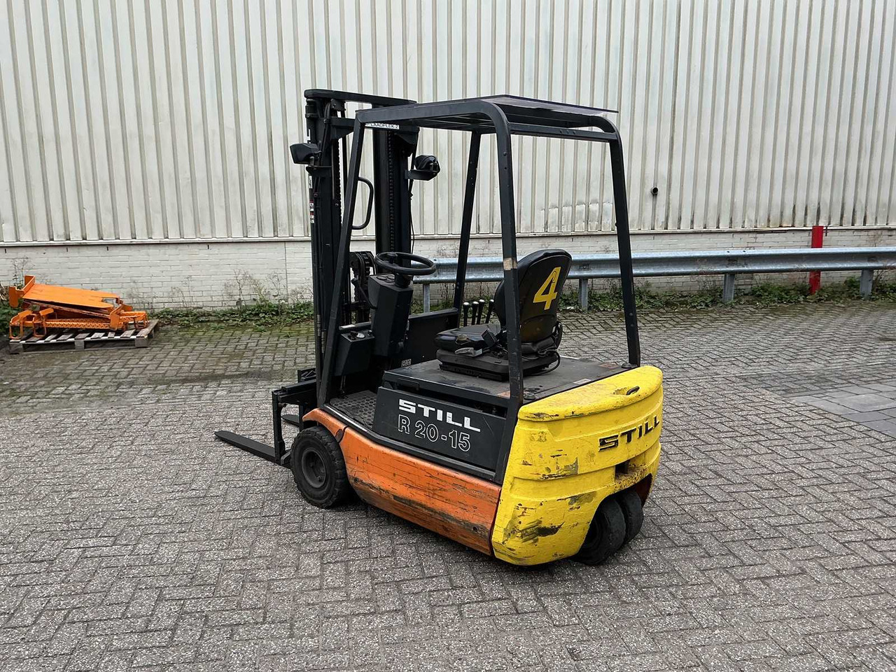 STILL - R20-15 - FORKLIFT TRUCKS - 1997 - Empilhador: foto 3 STILL - R20-15 - FORKLIFT TRUCKS - 1997 - Empilhador: foto 3