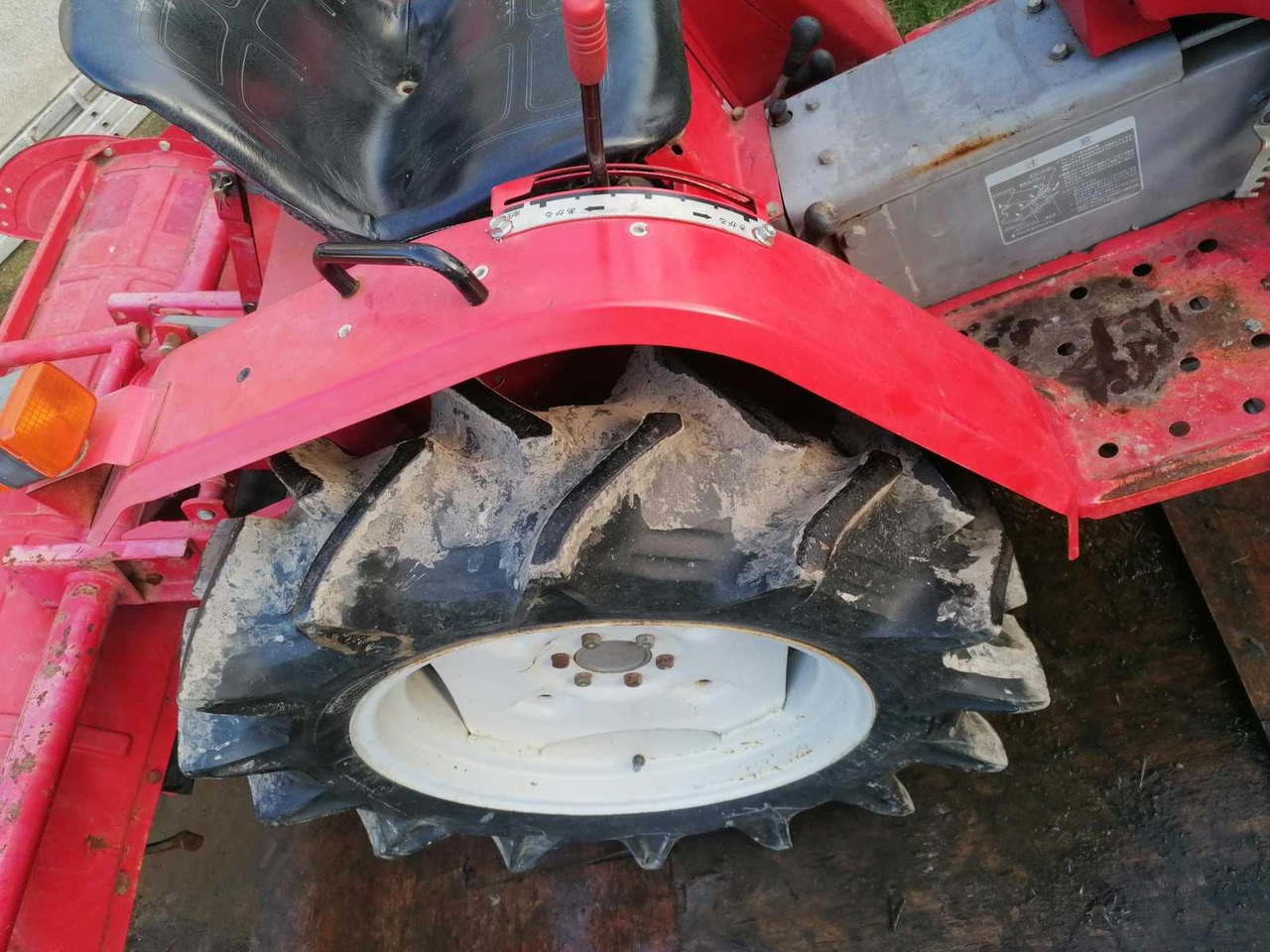 Mini trator Shibaura SP1540: foto 10 Mini trator Shibaura SP1540: foto 10