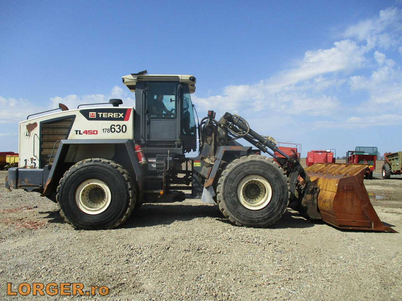 Pá carregadora de rodas TEREX TL 450 WHEEL LOADER: foto 7 Pá carregadora de rodas TEREX TL 450 WHEEL LOADER: foto 7