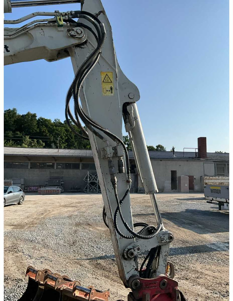Mini escavadeira Takeuchi TB235: foto 10