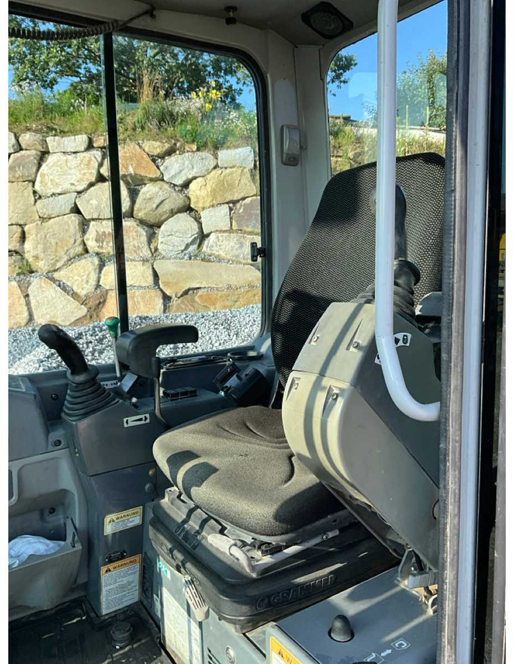 Mini escavadeira Takeuchi TB235: foto 23