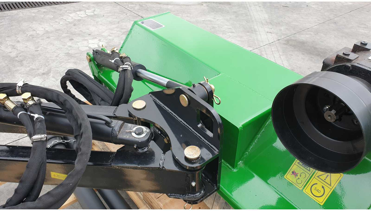 Tractor flail mower - Cortador de grama: foto 2 Tractor flail mower - Cortador de grama: foto 2