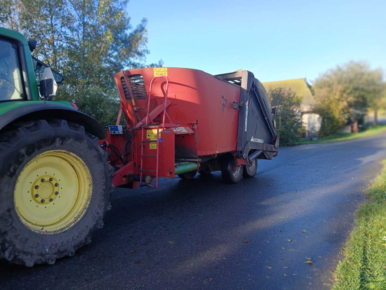 Trioliet TM-2-S-1600 - Misturadora Alimentadora: foto 1 Trioliet TM-2-S-1600 - Misturadora Alimentadora: foto 1