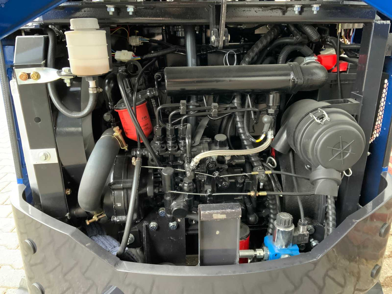 Escavadora de rastos UF Equipment NM-E15: foto 6