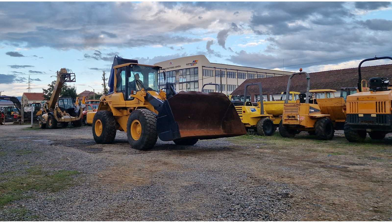 VOLVO 2008 VOLVO L90F WHEELED LOADER - Pá carregadora de rodas: foto 4 VOLVO 2008 VOLVO L90F WHEELED LOADER - Pá carregadora de rodas: foto 4