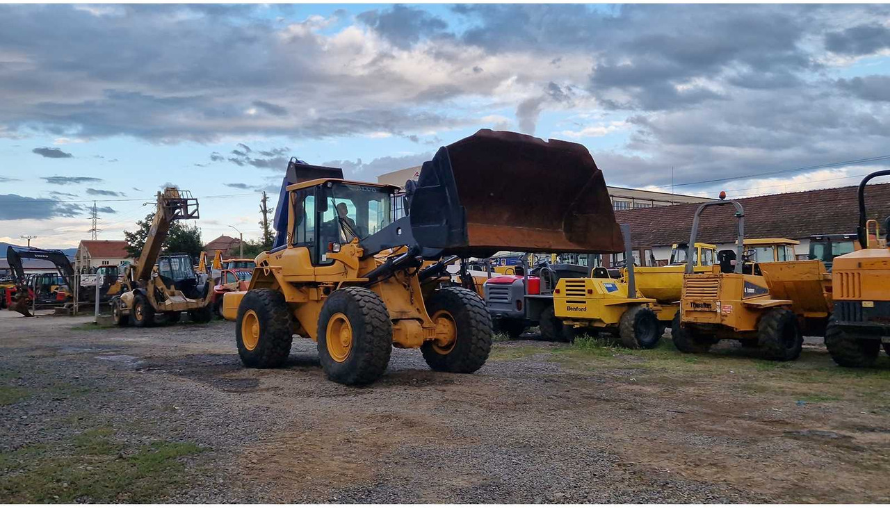 VOLVO 2008 VOLVO L90F WHEELED LOADER - Pá carregadora de rodas: foto 2 VOLVO 2008 VOLVO L90F WHEELED LOADER - Pá carregadora de rodas: foto 2