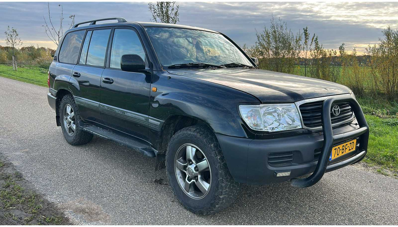 2002 4X4 TOYOTA LANDCRUISER 100 4.2 VX STANDARD ROOF WINDOW VAN - Veículo comercial: foto 4 2002 4X4 TOYOTA LANDCRUISER 100 4.2 VX STANDARD ROOF WINDOW VAN - Veículo comercial: foto 4
