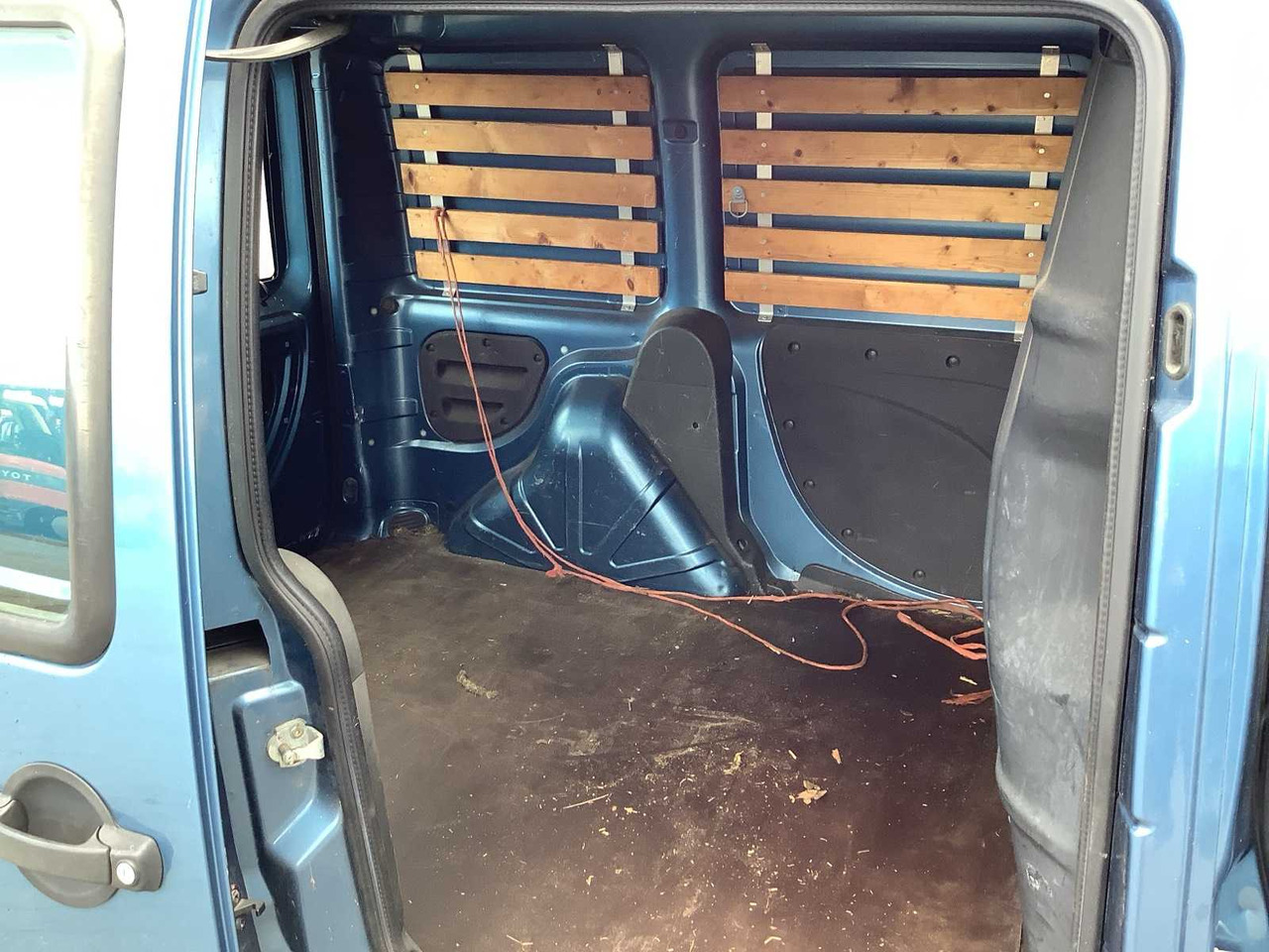 2002 - FIAT - DOBLÒ - 1.9 JTD - COMMERCIAL VEHICLE - Veículo comercial: foto 5 2002 - FIAT - DOBLÒ - 1.9 JTD - COMMERCIAL VEHICLE - Veículo comercial: foto 5