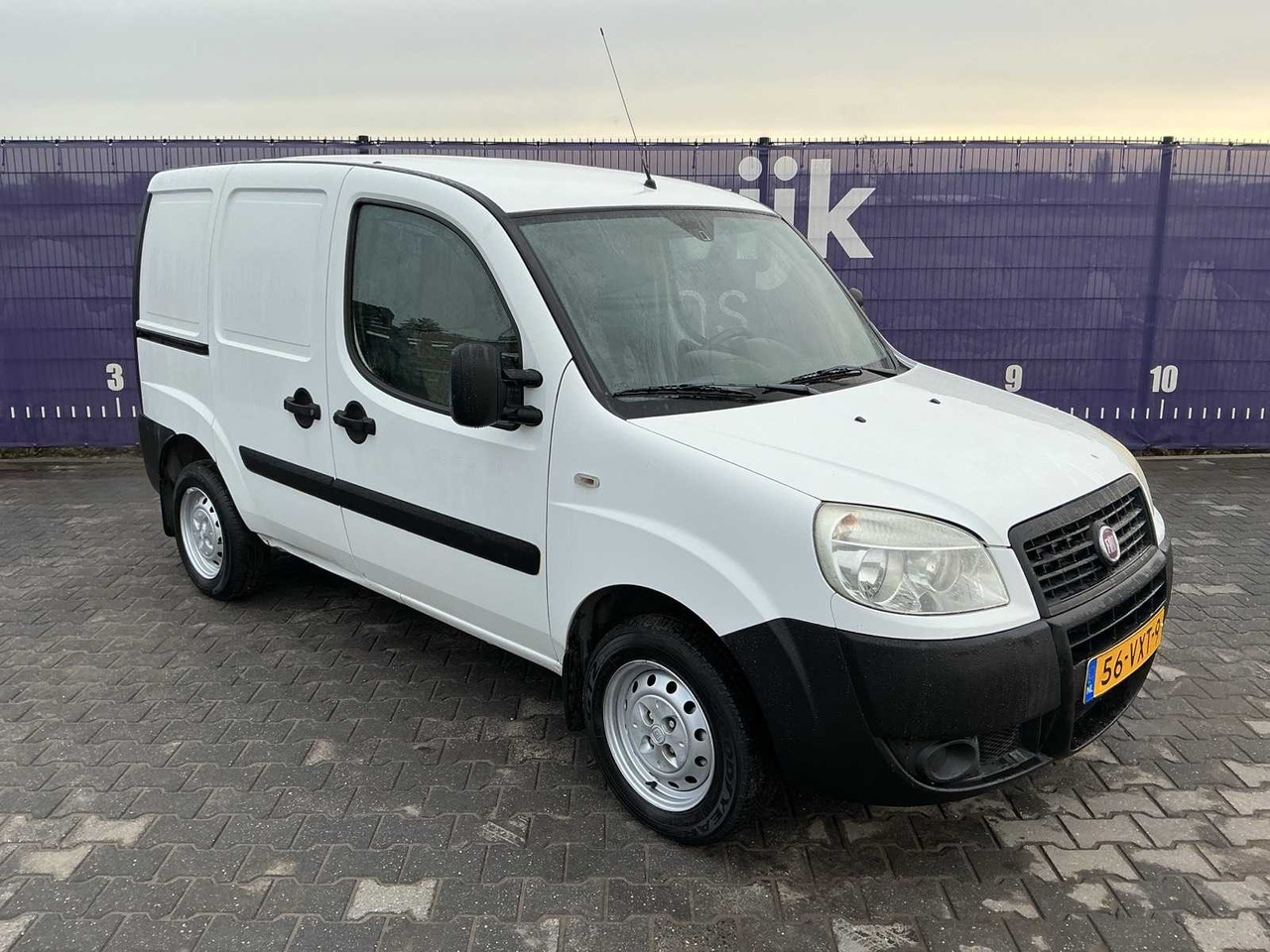 2008 - FIAT - DOBLÒ - 1.6 CNG/PETROL COMFORT - COMMERCIAL VEHICLE - Veículo comercial: foto 2 2008 - FIAT - DOBLÒ - 1.6 CNG/PETROL COMFORT - COMMERCIAL VEHICLE - Veículo comercial: foto 2