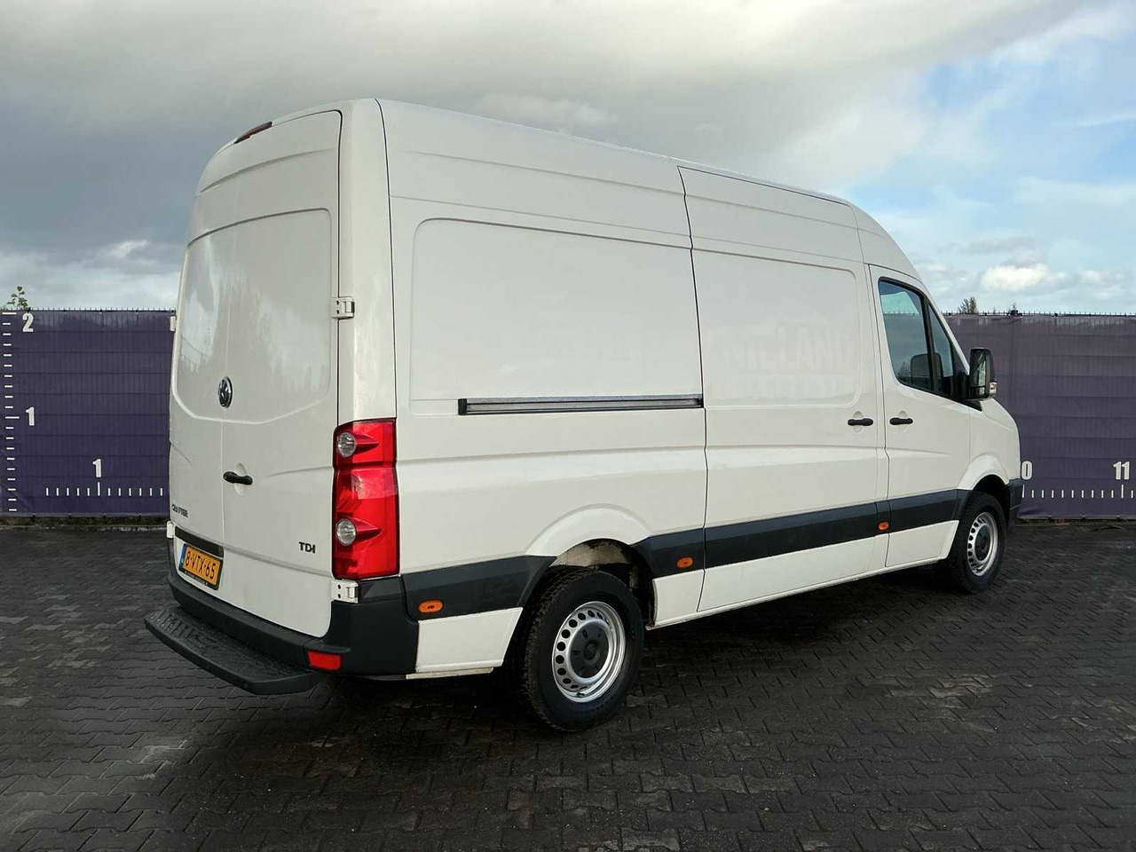 2012 - VOLKSWAGEN - CRAFTER - 32 2.0 TDI L2H3 - COMMERCIAL VEHICLE - Veículo comercial: foto 4 2012 - VOLKSWAGEN - CRAFTER - 32 2.0 TDI L2H3 - COMMERCIAL VEHICLE - Veículo comercial: foto 4