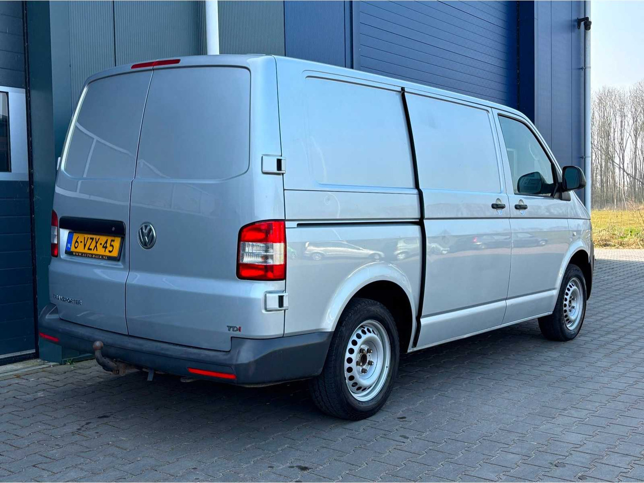 2013 VOLKSWAGEN TRANSPORTER COMMERCIAL VEHICLE - Veículo comercial: foto 4 2013 VOLKSWAGEN TRANSPORTER COMMERCIAL VEHICLE - Veículo comercial: foto 4