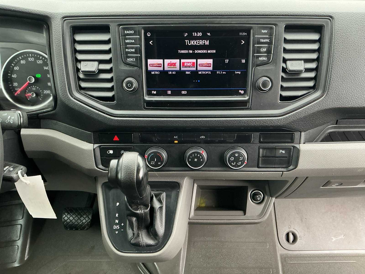 Veículo comercial 2017 - VOLKSWAGEN - CRAFTER - 35 2.0 TDI L3H2 DC - COMMERCIAL VEHICLE: foto 9