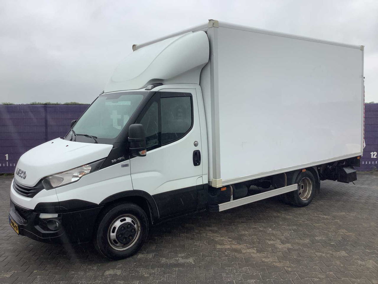 2018 - IVECO - DAILY - 35C12 2.3 375 - COMMERCIAL VEHICLE - Veículo comercial: foto 1 2018 - IVECO - DAILY - 35C12 2.3 375 - COMMERCIAL VEHICLE - Veículo comercial: foto 1