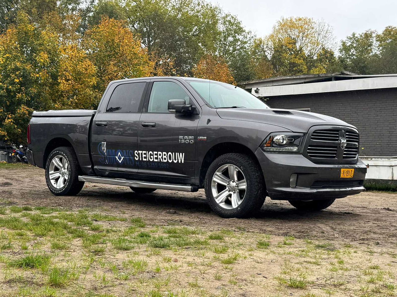 DODGE - RAM 1500 - 5.7 V8 QC 6'4 - VJ-191-T - Veículo comercial: foto 2 DODGE - RAM 1500 - 5.7 V8 QC 6'4 - VJ-191-T - Veículo comercial: foto 2