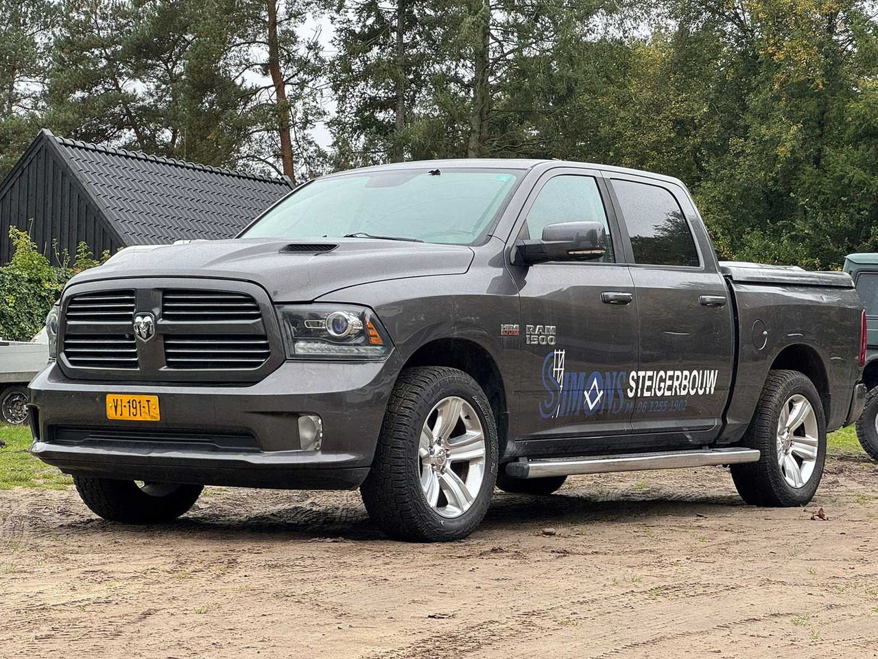 DODGE - RAM 1500 - 5.7 V8 QC 6'4 - VJ-191-T - Veículo comercial: foto 1 DODGE - RAM 1500 - 5.7 V8 QC 6'4 - VJ-191-T - Veículo comercial: foto 1