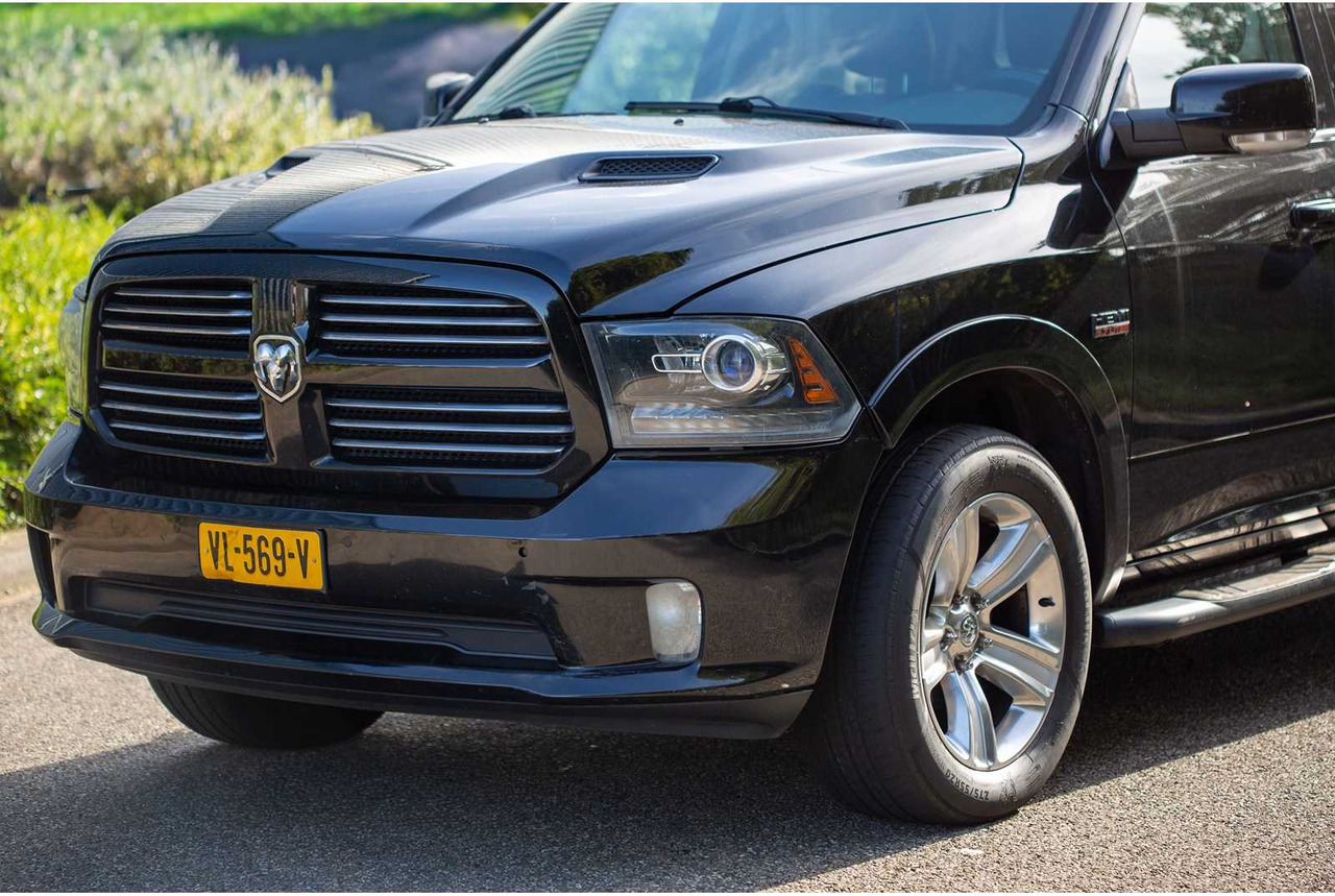 DODGE - RAM 1500 SPORT - 5.7 V8 QC 6'4 - COMMERCIAL VEHICLE - Veículo comercial: foto 5 DODGE - RAM 1500 SPORT - 5.7 V8 QC 6'4 - COMMERCIAL VEHICLE - Veículo comercial: foto 5