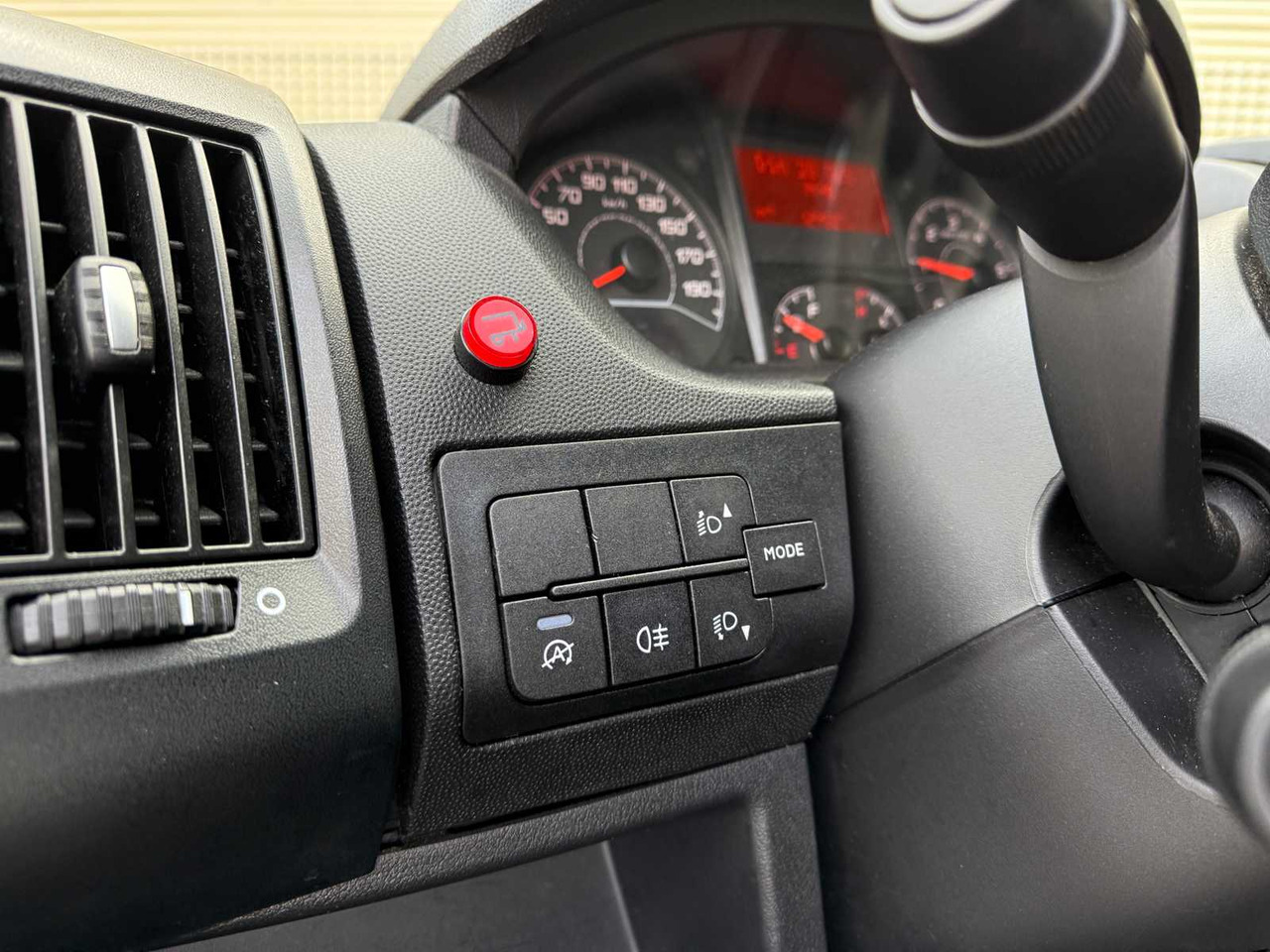 Veículo comercial PEUGEOT BOXER 335 2.2 HDI L2 PRO -REFRIGERATED VEHICLE- COMMERCIAL VEHICLE: foto 13