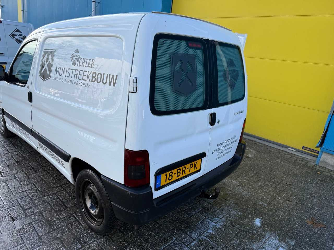 PEUGEOT - PARTNER - 170C 1.9 D AVANTAGE - YEAR: 2004 18-BR-HP - Veículo comercial: foto 4 PEUGEOT - PARTNER - 170C 1.9 D AVANTAGE - YEAR: 2004 18-BR-HP - Veículo comercial: foto 4