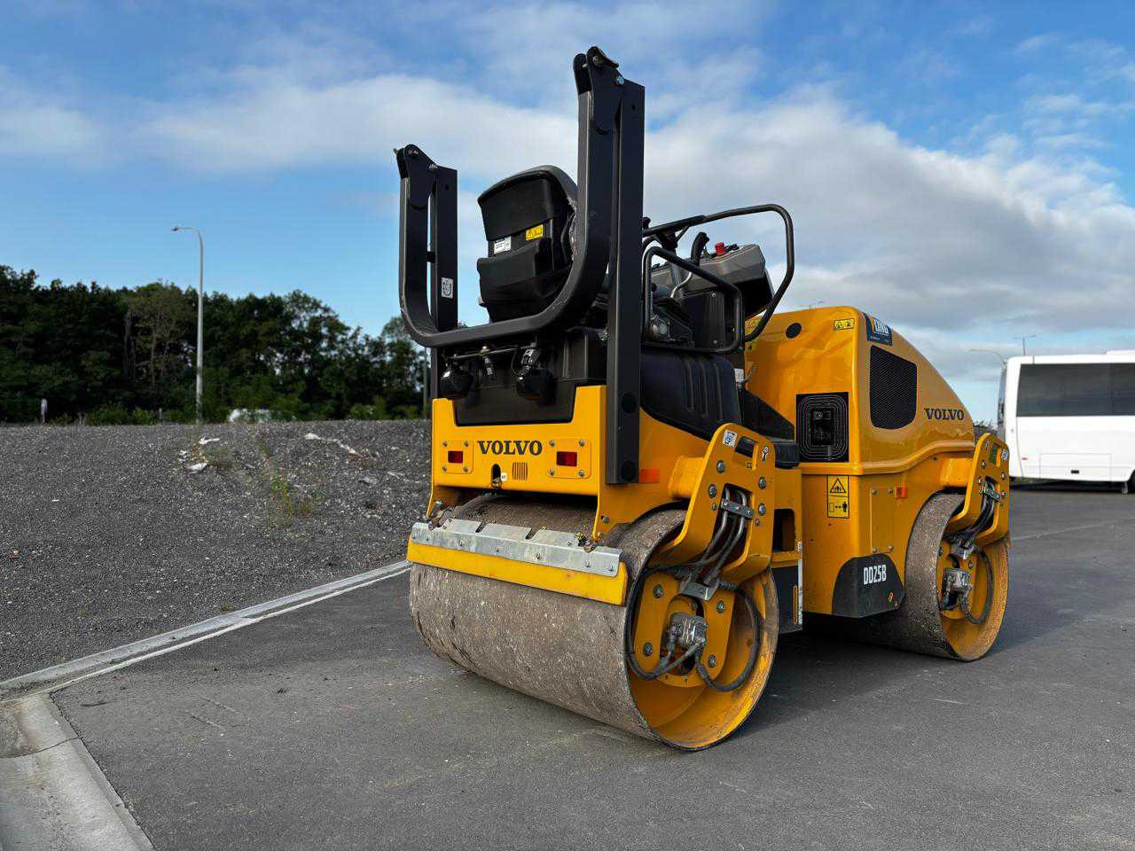 Volvo DD25B - Compactador de asfalto: foto 2 Volvo DD25B - Compactador de asfalto: foto 2