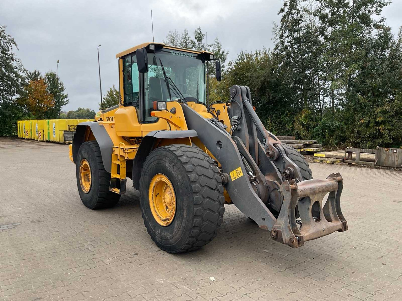 Volvo L120F - Pá carregadora de rodas: foto 3 Volvo L120F - Pá carregadora de rodas: foto 3