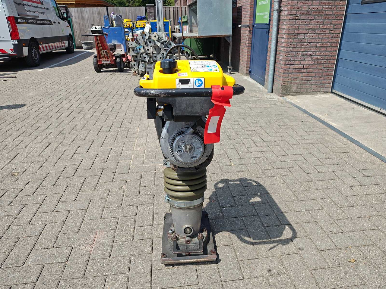 Wacker Neuson BS60-2 - Compactadora de percussão: foto 4 Wacker Neuson BS60-2 - Compactadora de percussão: foto 4