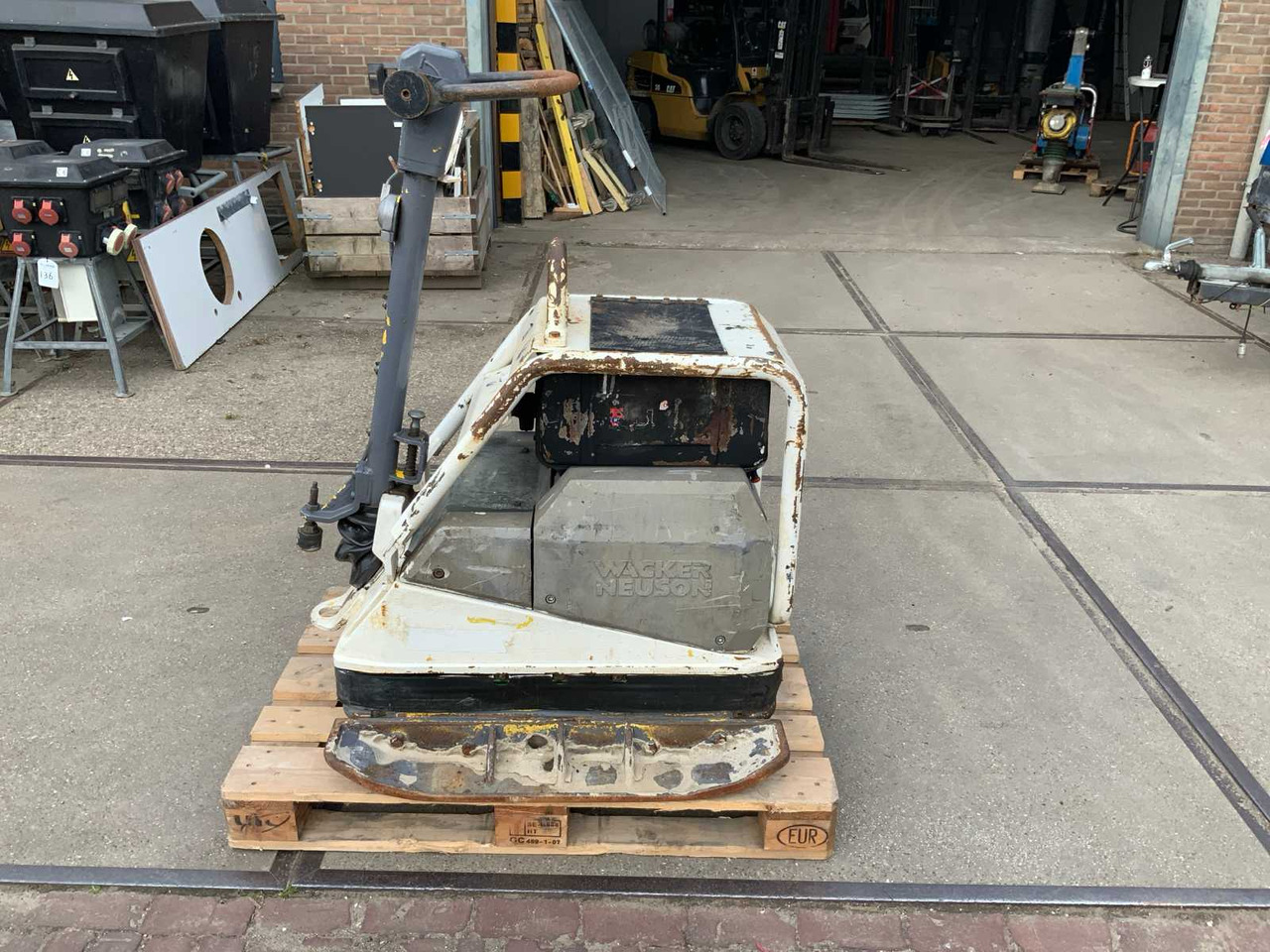Wacker Neuson DPU6055 - Placas vibratórias: foto 1 Wacker Neuson DPU6055 - Placas vibratórias: foto 1