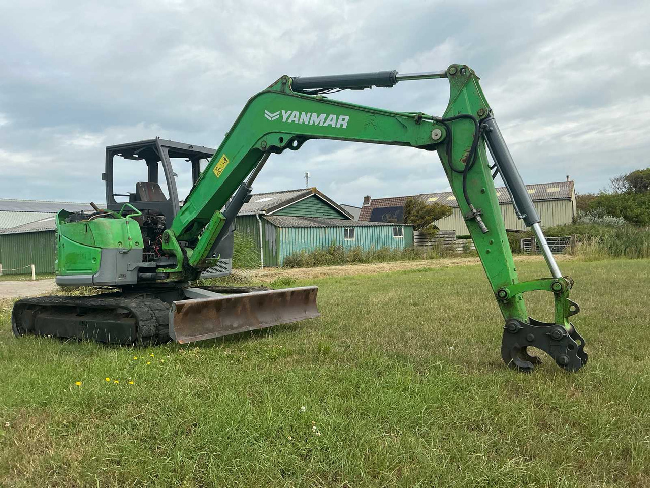 YANMAR VIO80U - Escavadora de rastos: foto 4 YANMAR VIO80U - Escavadora de rastos: foto 4