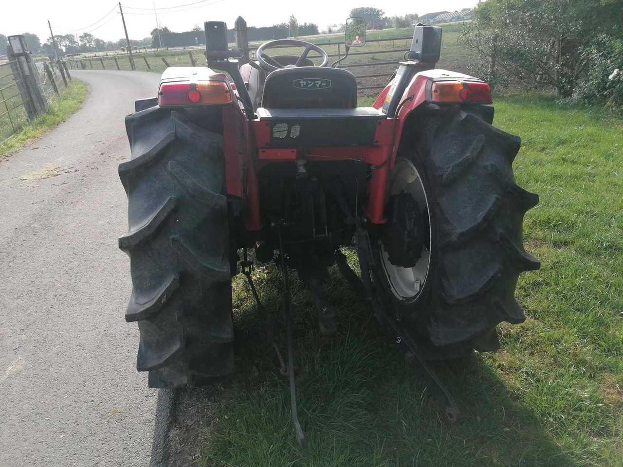 Yanmar AF-33 - Mini trator: foto 4 Yanmar AF-33 - Mini trator: foto 4