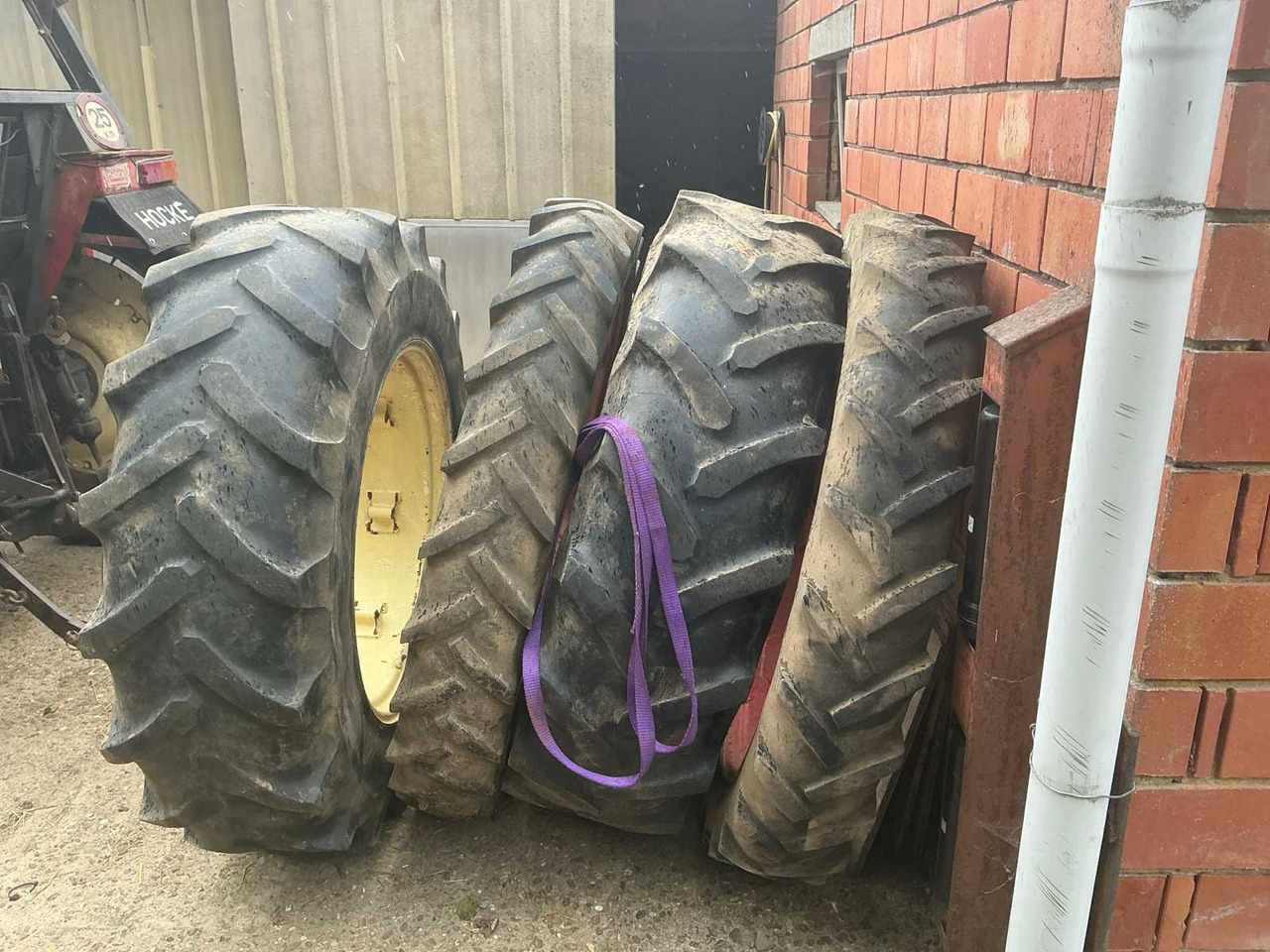 Zetor 7011 - Trator: foto 4 Zetor 7011 - Trator: foto 4