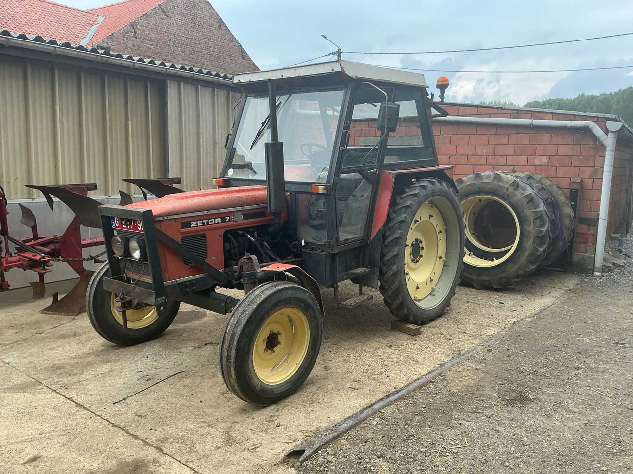 Zetor 7011 - Trator: foto 1 Zetor 7011 - Trator: foto 1