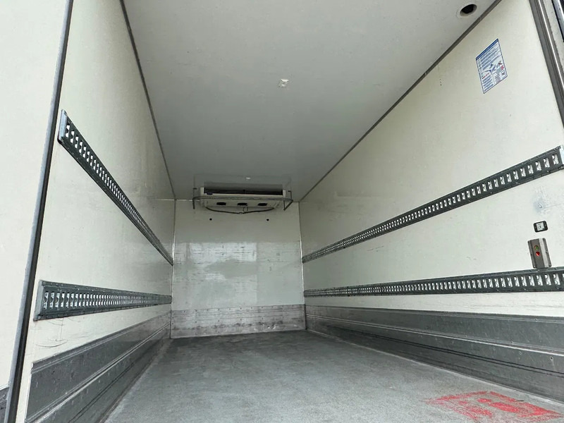 Camião frigorífico DAF LF 210 LF.14.210 EURO6. KOELBAKWAGEN MET LAADKLEP: foto 12
