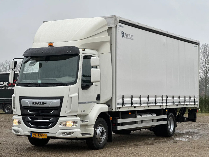 DAF LF 260 LF260.16 EURO6. 2022. - Camião de lona: foto 1 DAF LF 260 LF260.16 EURO6. 2022. - Camião de lona: foto 1