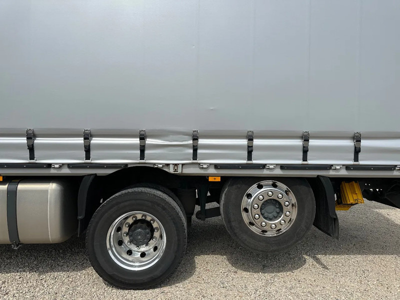 Mercedes-Benz Actros ACTROS 2545LL 2020. Als in nieuwstaat!! - Camião de lona: foto 5 Mercedes-Benz Actros ACTROS 2545LL 2020. Als in nieuwstaat!! - Camião de lona: foto 5
