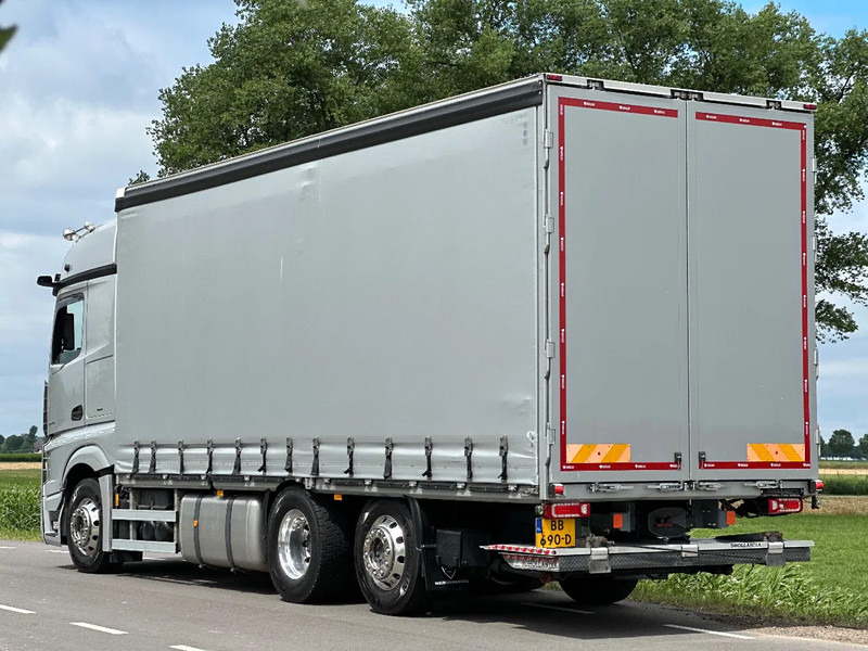 Mercedes-Benz Actros ACTROS 2545LL EURO6. 2021. Schuifzeil Bakwagen met Laadklep. - Camião de lona: foto 3 Mercedes-Benz Actros ACTROS 2545LL EURO6. 2021. Schuifzeil Bakwagen met Laadklep. - Camião de lona: foto 3