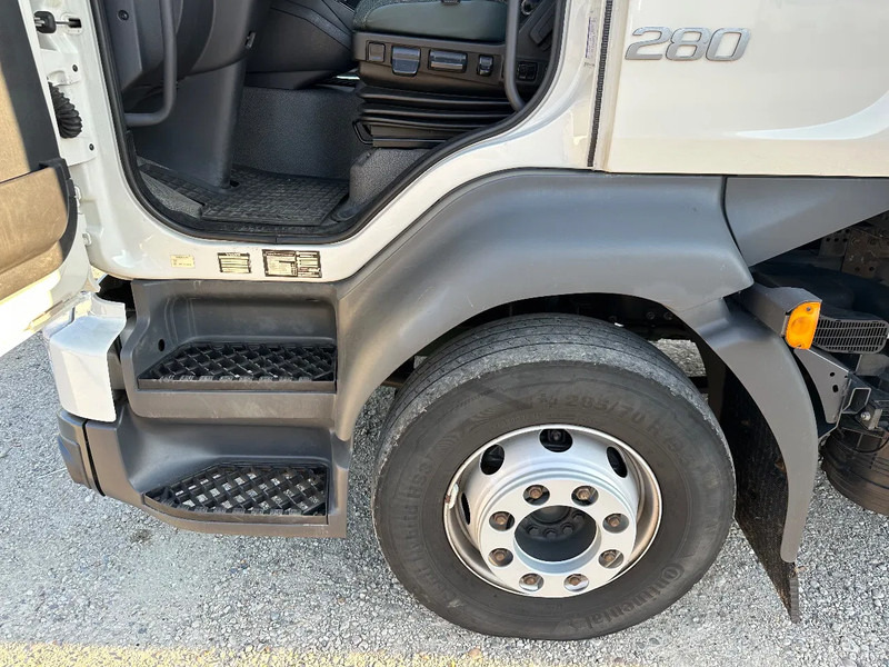 Volvo FL FL280.16 EURO6. 2022. , OPRIJWAGEN. NIEUWE OPBOUW! - Camião chassi: foto 5 Volvo FL FL280.16 EURO6. 2022. , OPRIJWAGEN. NIEUWE OPBOUW! - Camião chassi: foto 5