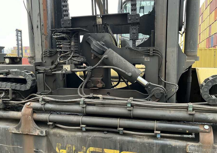 Hyster H11XM-ECD8 - Manipulador de contentor: foto 3 Hyster H11XM-ECD8 - Manipulador de contentor: foto 3