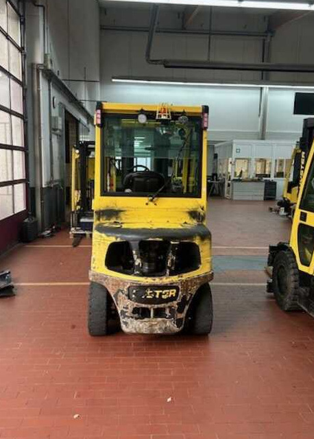 Hyster H2.5FT - Empilhador a diesel: foto 3 Hyster H2.5FT - Empilhador a diesel: foto 3