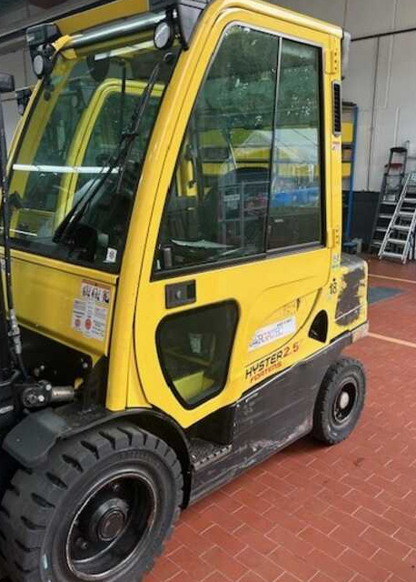 Hyster H2.5FT - Empilhador a diesel: foto 1 Hyster H2.5FT - Empilhador a diesel: foto 1