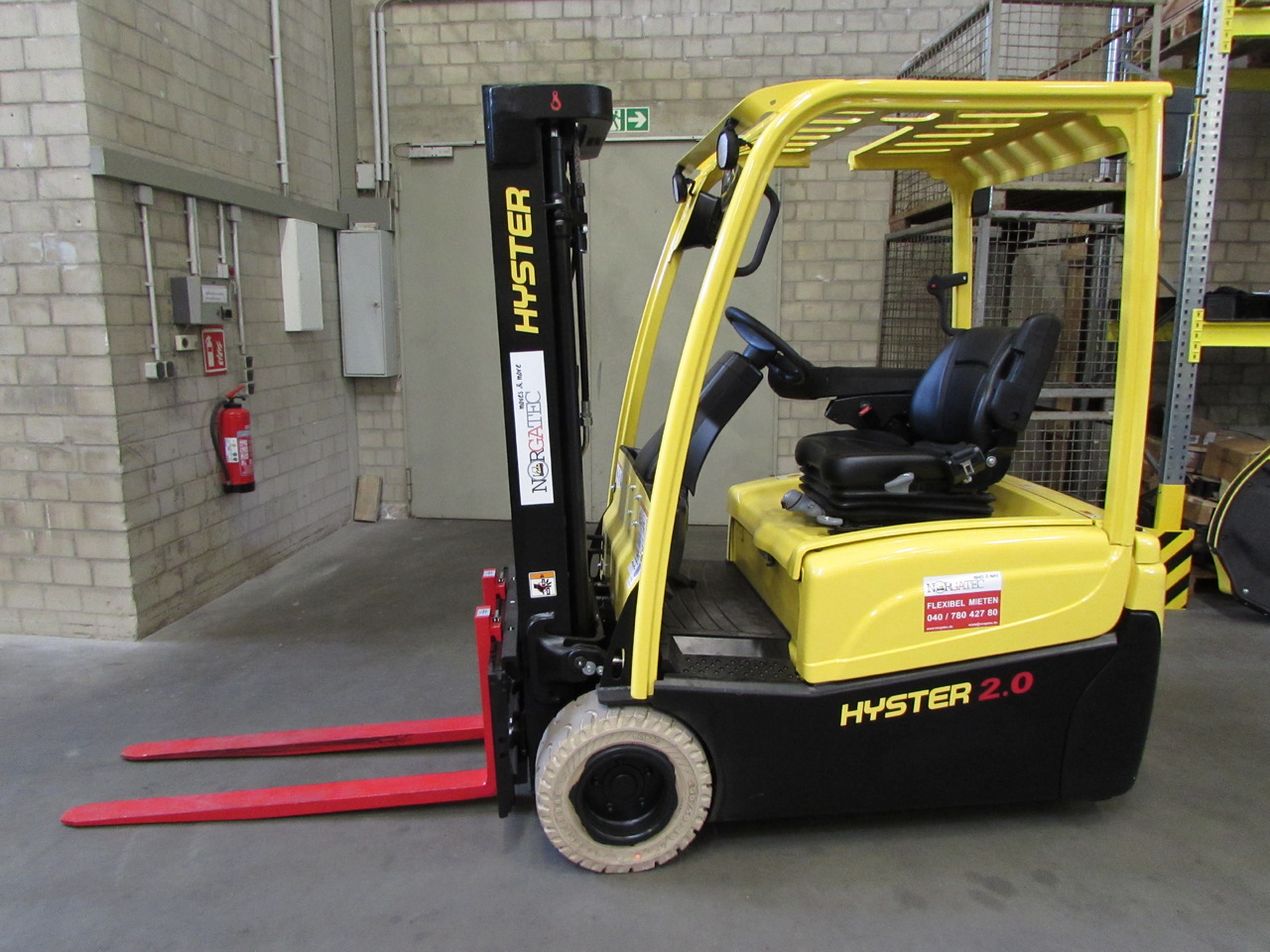Hyster J2.0XNT MWB - Empilhador elétrico: foto 1 Hyster J2.0XNT MWB - Empilhador elétrico: foto 1