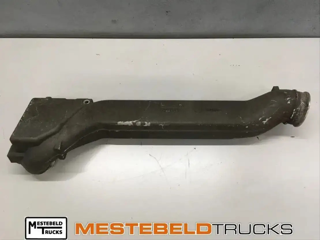 DAF Inlaatbuis XE340 - Tubo de admissão para Camião: foto 1 DAF Inlaatbuis XE340 - Tubo de admissão para Camião: foto 1